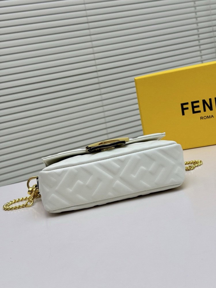 【AT8732】フェンディ高級羊革バゲットバッグ - フランス風エレガンスと華やかなデザイン | Fendi