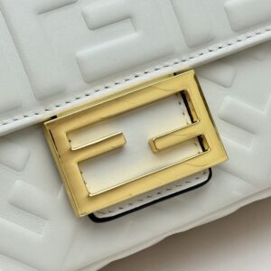 【AT8732】フェンディ高級羊革バゲットバッグ - フランス風エレガンスと華やかなデザイン | Fendi