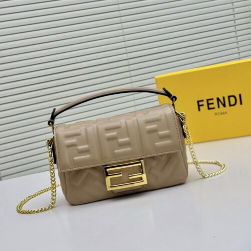 【AT8734】Fendi フェンディ バゲットバッグ、贅沢な芸術品 | Fendi Roma