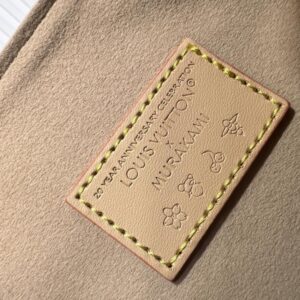 【AT8737】ルイ・ヴィトン虹のDauphineハンドバッグ、遊び心満載のカラフルデザイン | Louis Vuitton