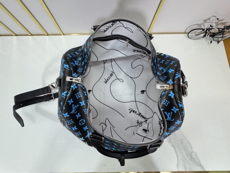 【AT8743】ルイ・ヴィトン×高岛秀トラベルバッグ - ファッションとアートの融合 | Takashi Murakami