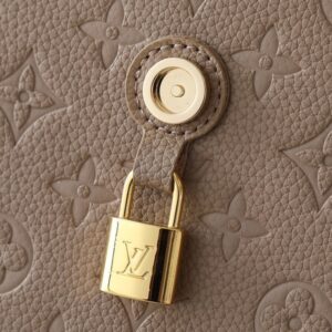 【AT8752】ルイ・ヴィトンのAnytime Flap Bag−エレガンスと実用性の完璧な融合 | Louis Vuitton