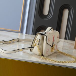 【AT8758】ルイ・ヴィトンモノグラム型押しレザー東西ポシェット・メティスバッグ | Louis Vuitton Malletier