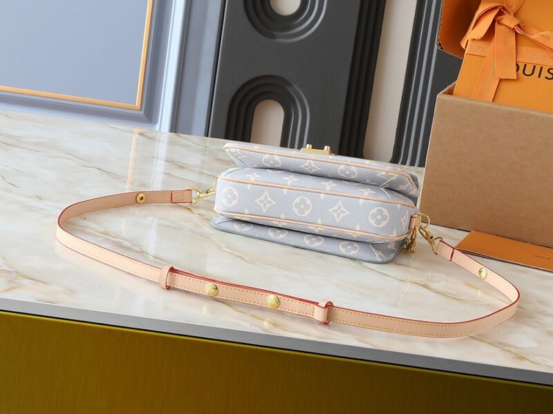 【AT8761】ルイ・ヴィトンPochette Métis East Westバッグ：都会の女性に贅沢なアート品 | Louis Vuitton Malletier