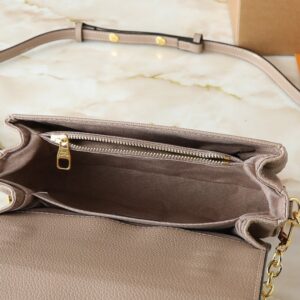 【AT8762】ルイ・ヴィトンのPochette Métis East Westバッグ - 都会の女性の贅沢なラグジュアリースタイル | Louis Vuitton