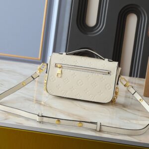 【AT8764】ルイ・ヴィトン エンボスレザーショルダーバッグ | Louis Vuitton
