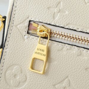 【AT8764】ルイ・ヴィトン エンボスレザーショルダーバッグ | Louis Vuitton