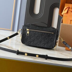 【AT8767】ルイ・ヴィトン モノグラムキャンバスチェーンバッグ | Louis Vuitton Malletier