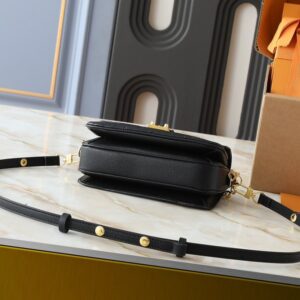 【AT8767】ルイ・ヴィトン モノグラムキャンバスチェーンバッグ | Louis Vuitton Malletier