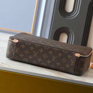 【AT8772】ルイ・ヴィトン モノグラム柄 旅行ジュエリーボックス | Louis Vuitton Malletier