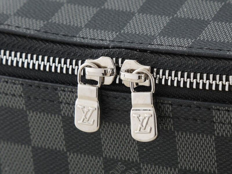 【AT8774】ルイ・ヴィトン チェック柄ジュエリーケース - 高級防水素材、エレガントなデザイン | Louis Vuitton Paris