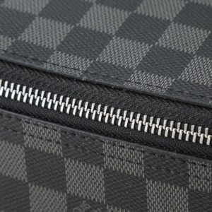 【AT8774】ルイ・ヴィトン チェック柄ジュエリーケース - 高級防水素材、エレガントなデザイン | Louis Vuitton Paris