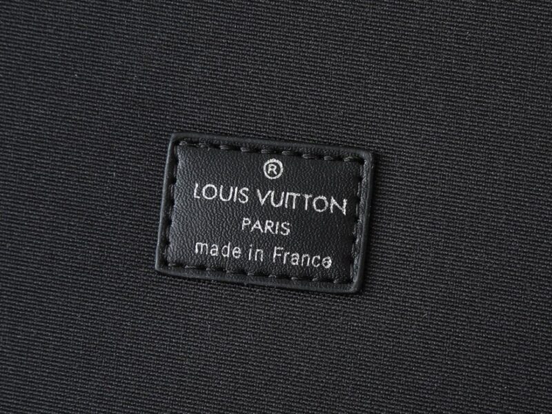 【AT8774】ルイ・ヴィトン チェック柄ジュエリーケース - 高級防水素材、エレガントなデザイン | Louis Vuitton Paris