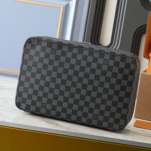 【AT8775】ルイ・ヴィトンのチェック柄ジュエリーボックス - 贅沢な収納アイテム | Louis Vuitton Paris