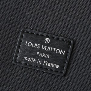 【AT8775】ルイ・ヴィトンのチェック柄ジュエリーボックス - 贅沢な収納アイテム | Louis Vuitton Paris