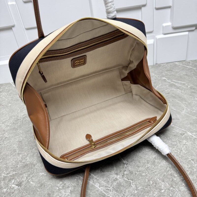 【AT8784】ミュウミュウクラシックストライプキャンバスハンドバッグ - Miu Miu Classic Stripe Canvas Handbag | Miu Miu