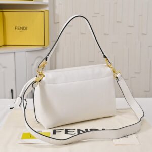 【AT8790】フェンディのラグジュアリーな白いバゲットバッグ、エレガントでスタイリッシュな羊革製品 | Fendi Roma