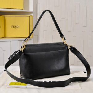 【AT8791】フェンディFendi ブラックラムスキンバゲットバッグ、都会のエレガントなファッショナブルアイテム | Fendi