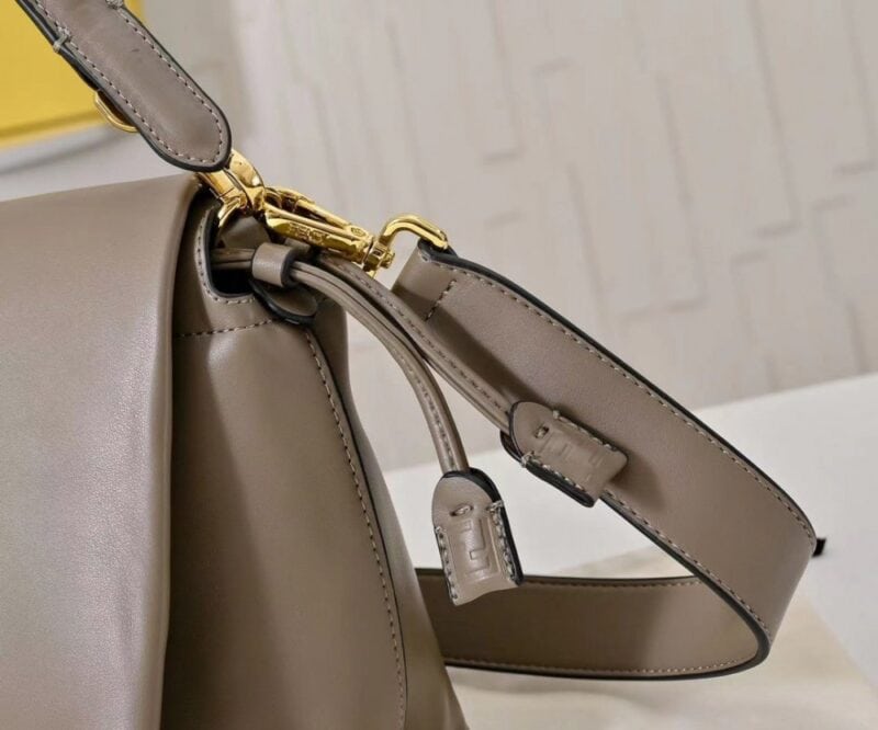 【AT8793】Fendiのママバゲットバッグ| 遊都のエレガントな相棒 | Fendi Roma