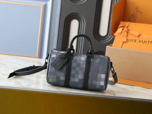 【AT8794】ルイ・ヴィトンミニトラベルバッグ-都市のファッションセンスを感じさせる25cmサイズ | Louis Vuitton Paris