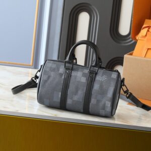 【AT8794】ルイ・ヴィトンミニトラベルバッグ-都市のファッションセンスを感じさせる25cmサイズ | Louis Vuitton Paris