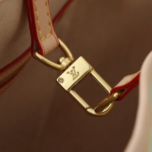 【AT8804】ルイ・ヴィトンのミントグリーンハンドバッグ - 都会の女性のためのエレガントなデザインと実用性 | Louis Vuitton
