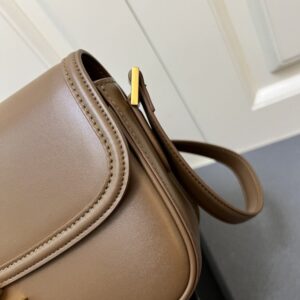 【AT8814】サンローランのクラシックハンドバッグ - 豪華な贅沢感を象徴する優雅なファッション | YSL