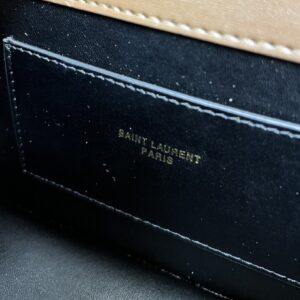 【AT8814】サンローランのクラシックハンドバッグ - 豪華な贅沢感を象徴する優雅なファッション | YSL