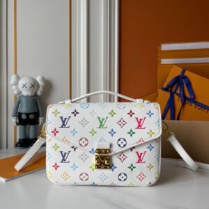 【AT8841】ルイ・ヴィトン（Louis Vuitton）ホワイトカラーモノグラム型押しレザーメッセンジャーバッグ | Louis Vuitton Paris