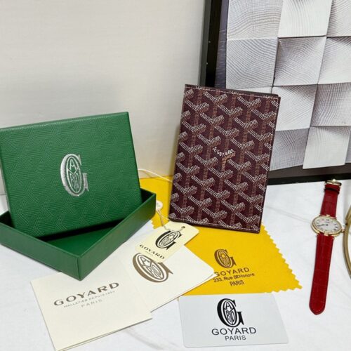 【AT8855】GoyardのGrenelleパスポートケース：美しさと実用性を兼ね備えた紳士の洒落アイテム | Goyard Paris