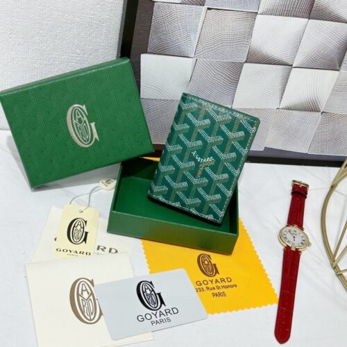【AT8868】ゴヤール(Goyard)の高級カードケース - Saito-Mākuシリーズのエレガントな緑色デザイン | Goyard Paris