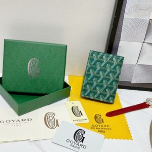 【AT8880】高級レザービジネスカードケース Malhesherbes パリ発祥の上質デザイン | Goyard Paris