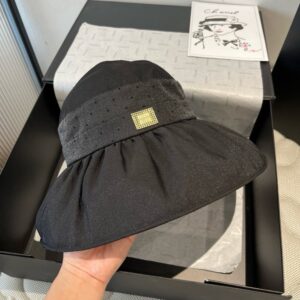 【AT9130】ミュウミュウ クラシックブラックサンハット - 高級な都市ファッションを演出する女性向け日よけ帽子 | Miu Miu