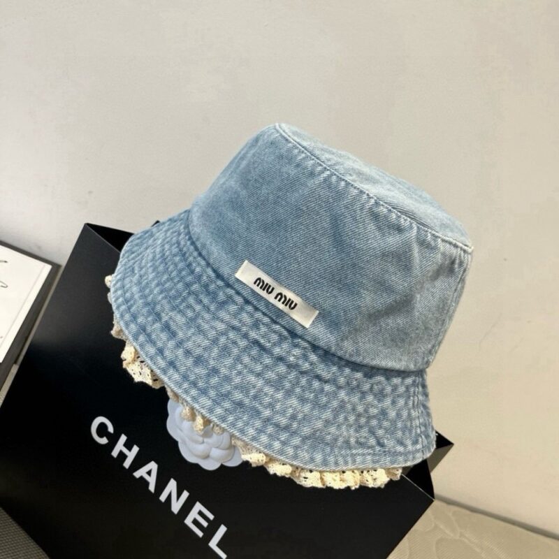 【AT9133】ミュウミュウ デニムフィッシャーマンハット、都会のエレガントな雰囲気を演出 | Miu Miu