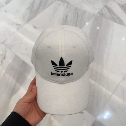 【AT9146】Balenciaga x Adidasコラボ白色キャップ - ストリートカジュアル＆アウトドアに最適 | adidas