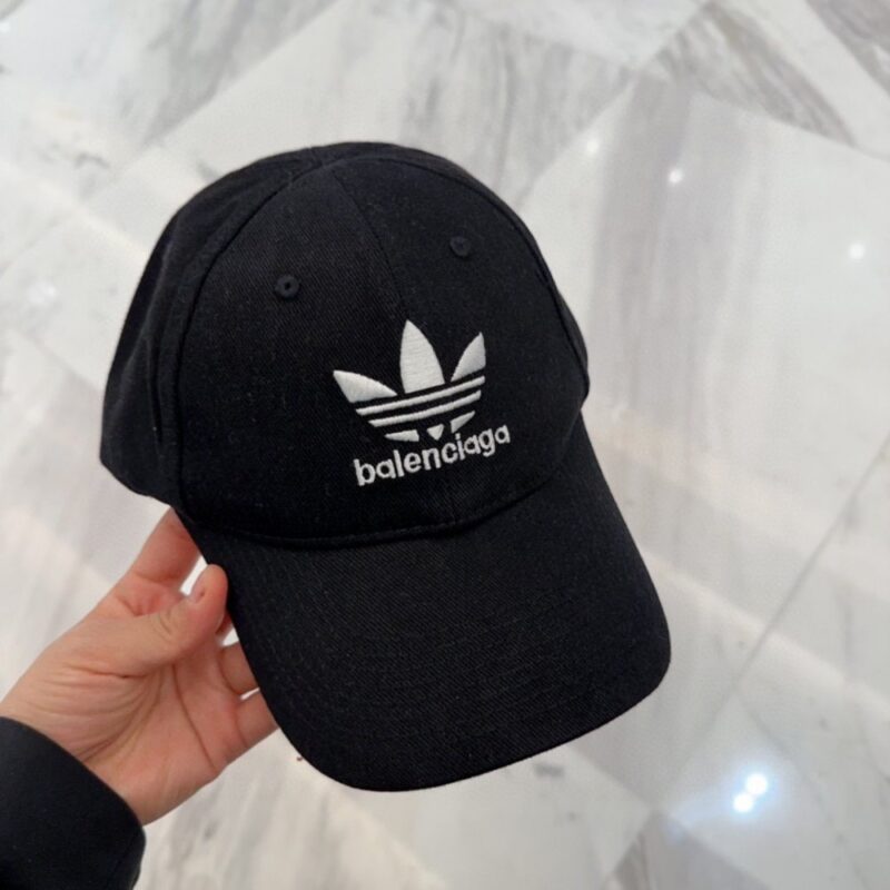 【AT9147】ハイエンドなBalenciaga x Adidasコラボ野球帽でスタイリッシュに輝く | adidas