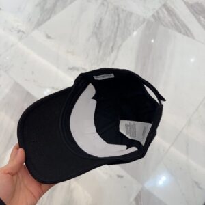 【AT9147】ハイエンドなBalenciaga x Adidasコラボ野球帽でスタイリッシュに輝く | adidas