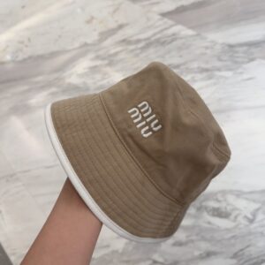 【AT9154】ミュウミュウ クラシックなフィッシャーマンハット、品位を際立たせる都会のラグジュアリースタイル | Miu Miu