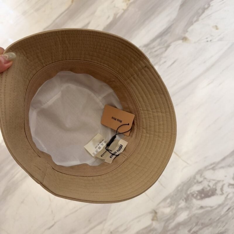 【AT9158】Miu Miu フィッシャーマンハット。上品な刺繍入り日よけ帽子。 | Miu Miu