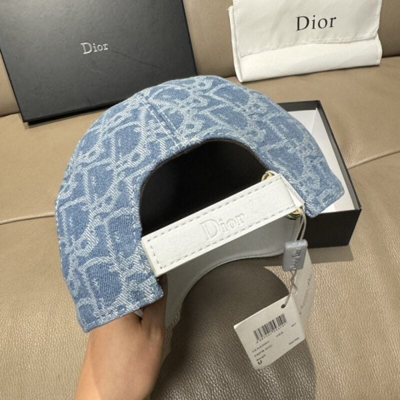 【AT9163】ディオールのクラシックなファッションベースボールキャップ | Christian Dior