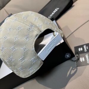 【AT9168】ChanelチャネルクリームカラーダブルC刺繍ベースボールキャップ | Chanel Paris