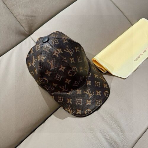 【AT9187】ルイ・ヴィトンのダミエベースボールキャップ - 贅沢なファッションの融合 | Louis Vuitton Paris