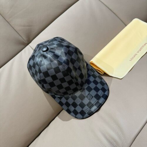 【AT9189】ルイヴィトンのDamierチェック柄キャップ | Louis Vuitton Malletier