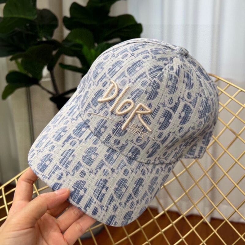 【AT9210】ディオール インスパイア 野球帽 ブルーとホワイトのグラデーションカラー | Dior