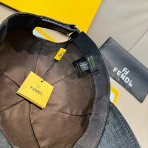 【AT9216】高級Fendiロゴ刺繍キャンバス野球帽、贅沢なファッションアイコン | Fendi