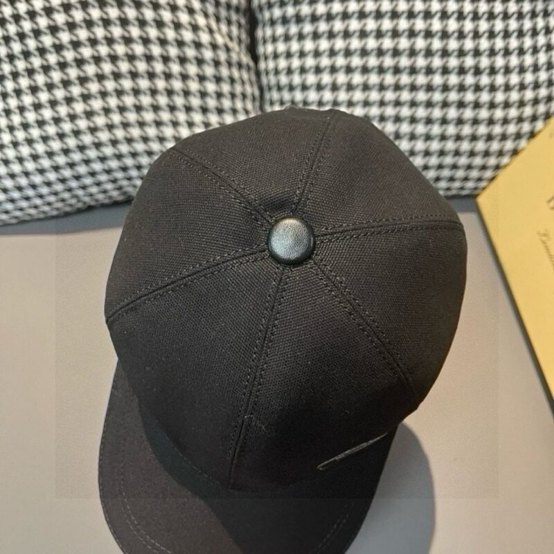 【AT9217】バーバリーのキャンバスキャップ、豪華な品質とファッショナブルなスタイルで都会に映える | Burberry London