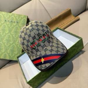 【AT9232】グッチ クラシックチェック柄キャップ - 高級感あるファッションアイテム | Gucci Firenze