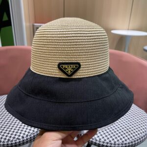 【AT9240】プラダのフィッシャーマンハット - 優雅な手編み織り柄と高級感、夏のファッションアイテム | Prada Milano