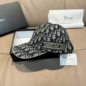 【AT9244】ディオール (Dior) モノグラムプリント レトロ野球帽 - 高級ファッショントレンドを演出 | Dior