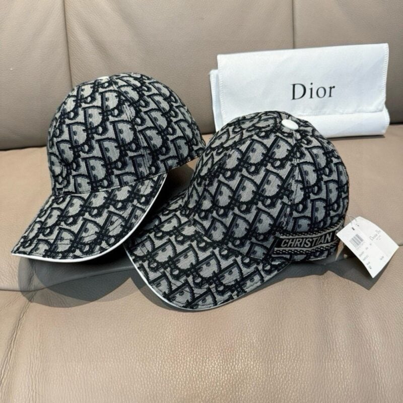 【AT9244】ディオール (Dior) モノグラムプリント レトロ野球帽 - 高級ファッショントレンドを演出 | Dior